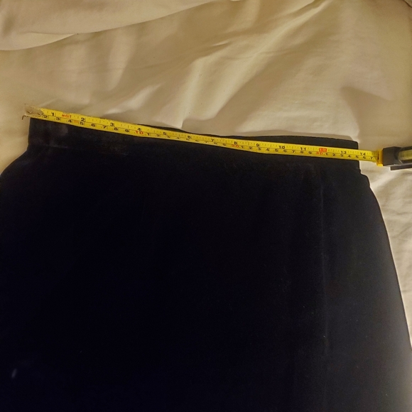 Lands End Black Velvet Skirt Women's Regular 10 - Picture 7 of 8
